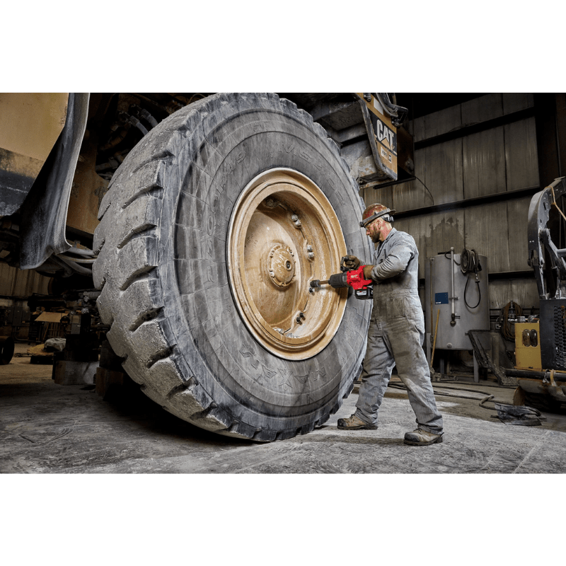 KIT LLAVE DE IMPACTO DE ALTO TORQUE C/ MANGO D 1” LARGA M18 FUEL MILWAUKEE 2869-22HDFORGE6