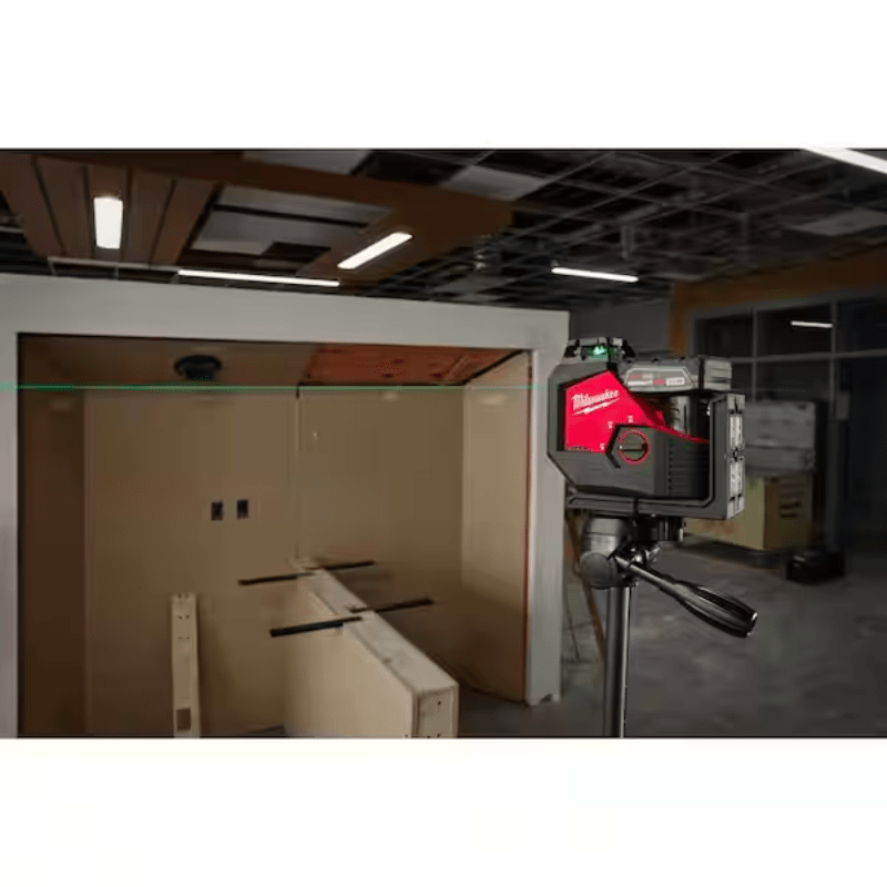 KIT DE LASER VERDE DE UN SOLO PLANO DE 360° CON CARGADOR Y BATERIA M12 MILWAUKEE 3631-214