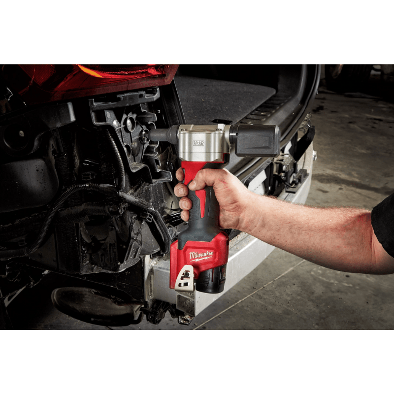 REMACHADORA M12 FUEL MILWAUKEE 2550-204