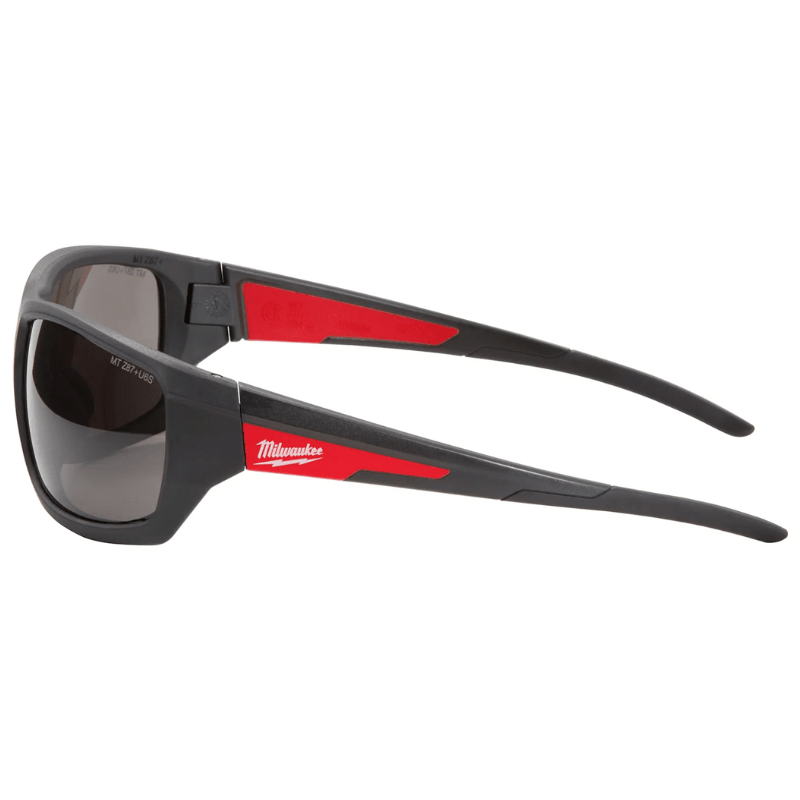 GAFAS DE SEGURIDAD OSCURAS MILWAUKEE 48-73-20254