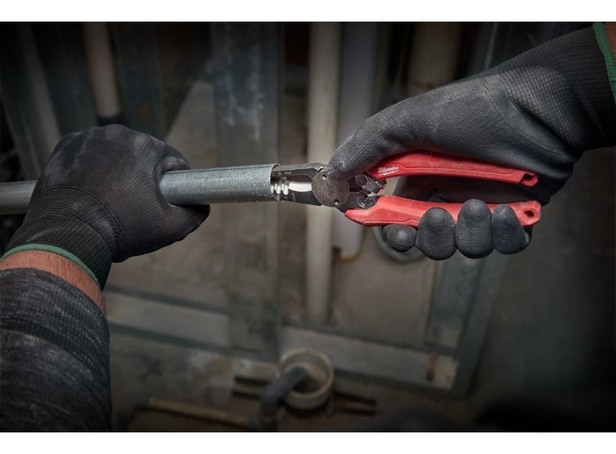 ALICATE 6 EN 1 ELECTRICISTA MILWAUKEE 48-22-30799