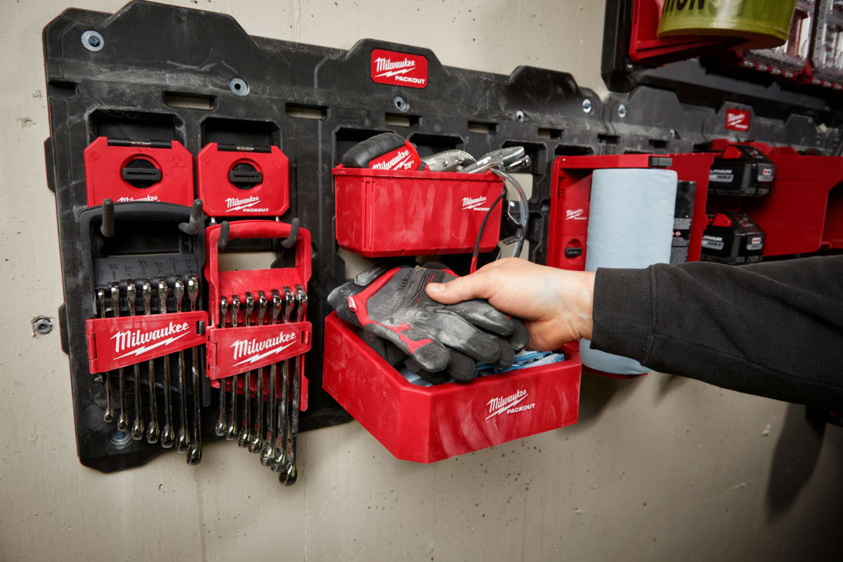 PLACA DE PARED COMPACTA PACKOUT MILWAUKEE 48-22-84869