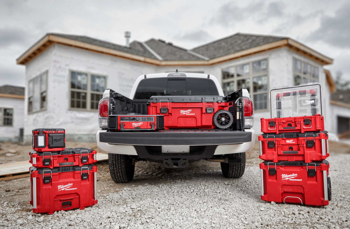 CAJA ALARGADA CON RUEDAS PACKOUT MILWAUKEE 48-22-84285