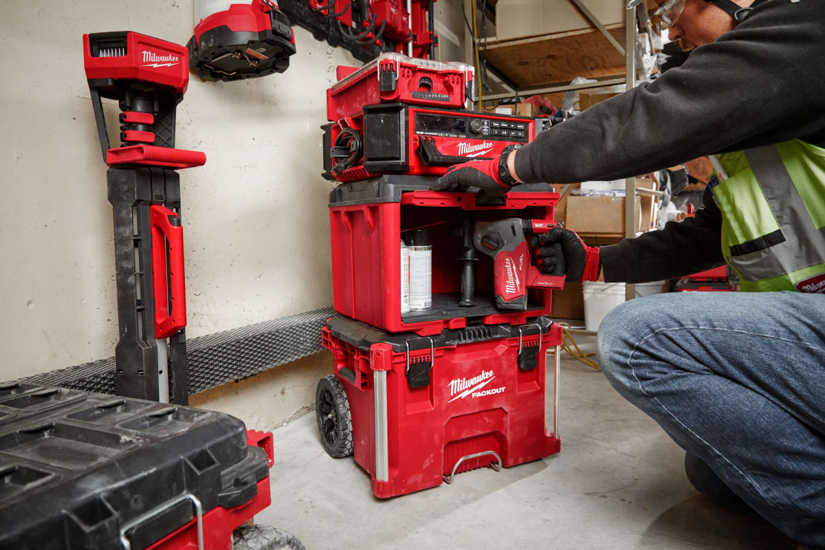 GABINETE PACKOUT MILWAUKEE 48-22-84456