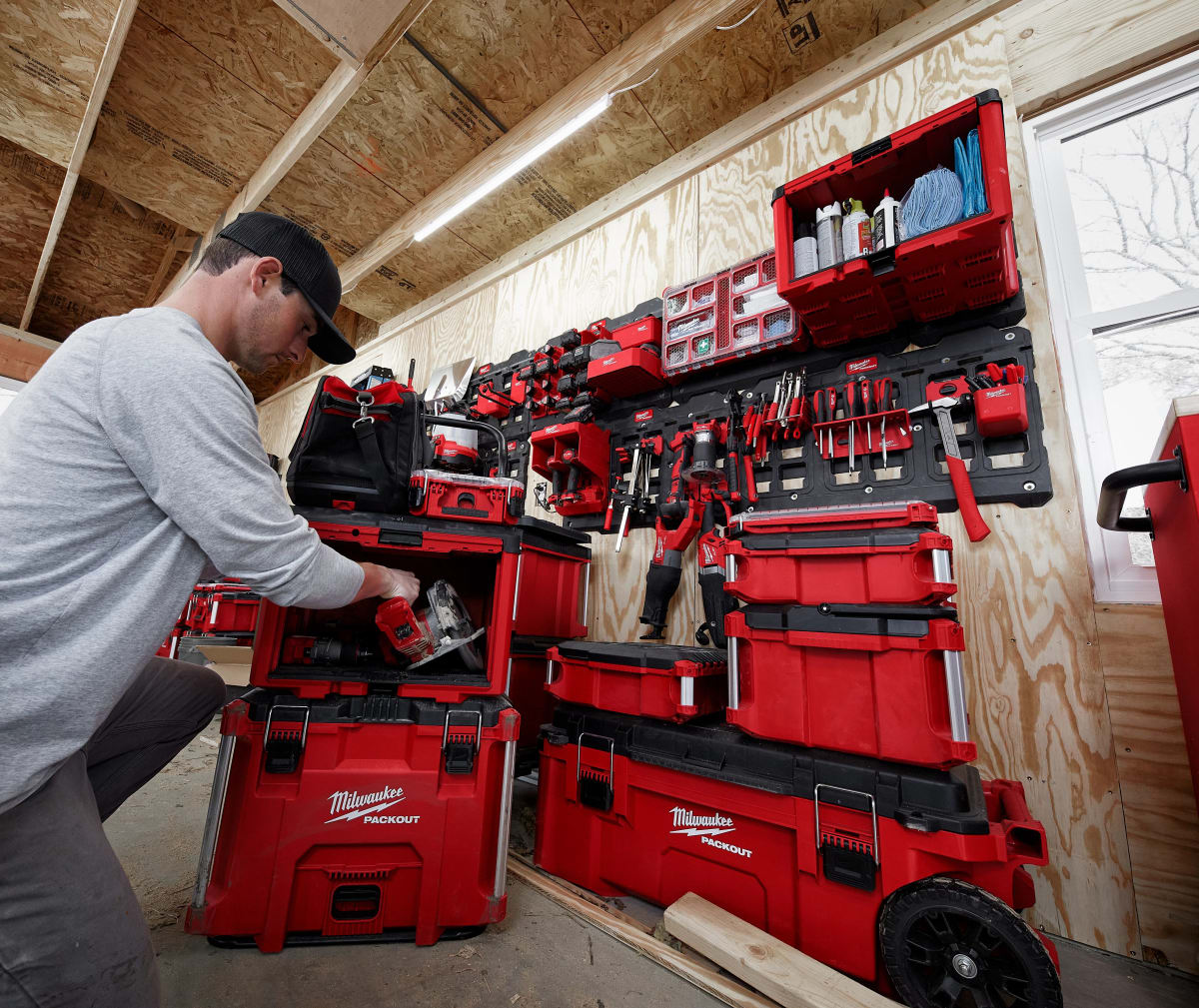 GABINETE PACKOUT MILWAUKEE 48-22-84457