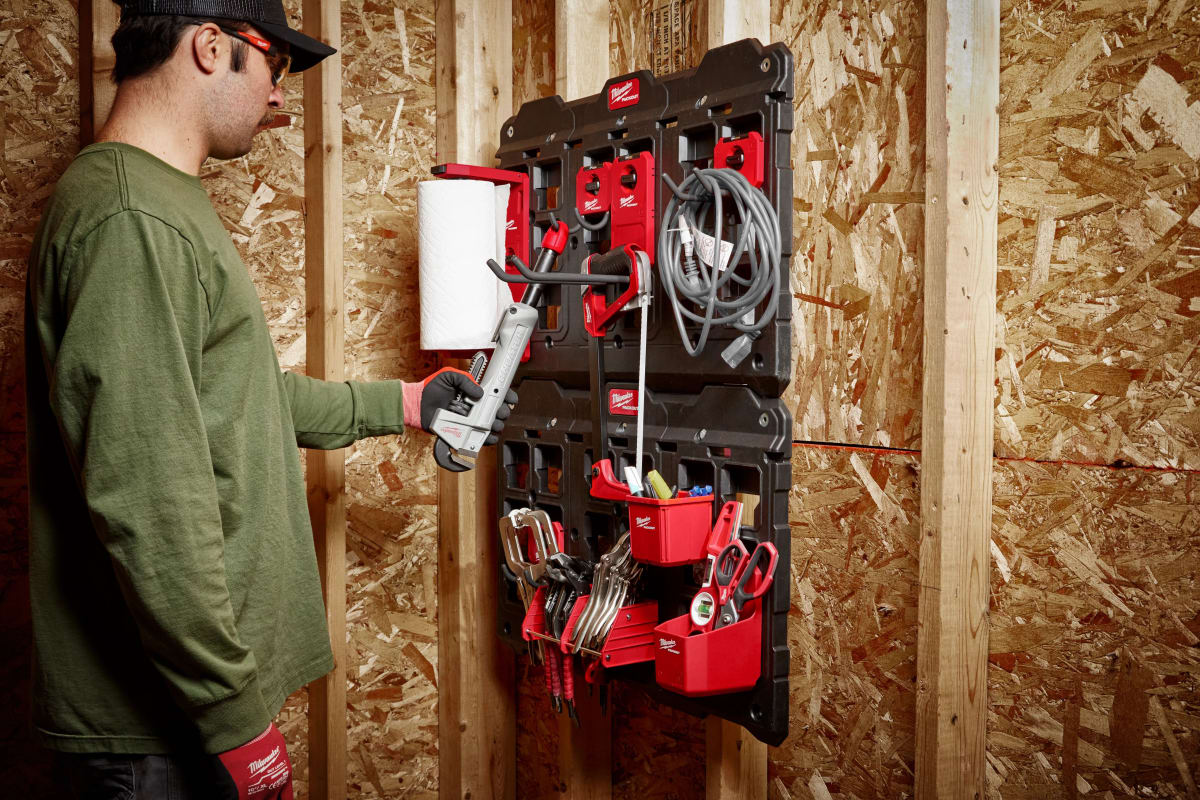 PLACA DE PARED COMPACTA PACKOUT MILWAUKEE 48-22-84868