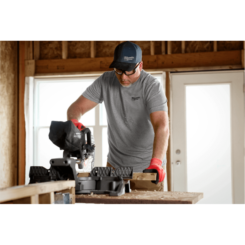 POLERA DE TRABAJO GRIS L HÍBRIDA FREEFLEX MILWAUKEE 603G-L5