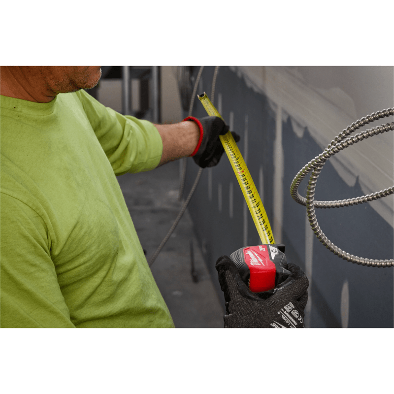 HUINCHA DE MEDIR MAGNENTICA 8M/26 PIES MILWAUKEE 48-22-1026M6