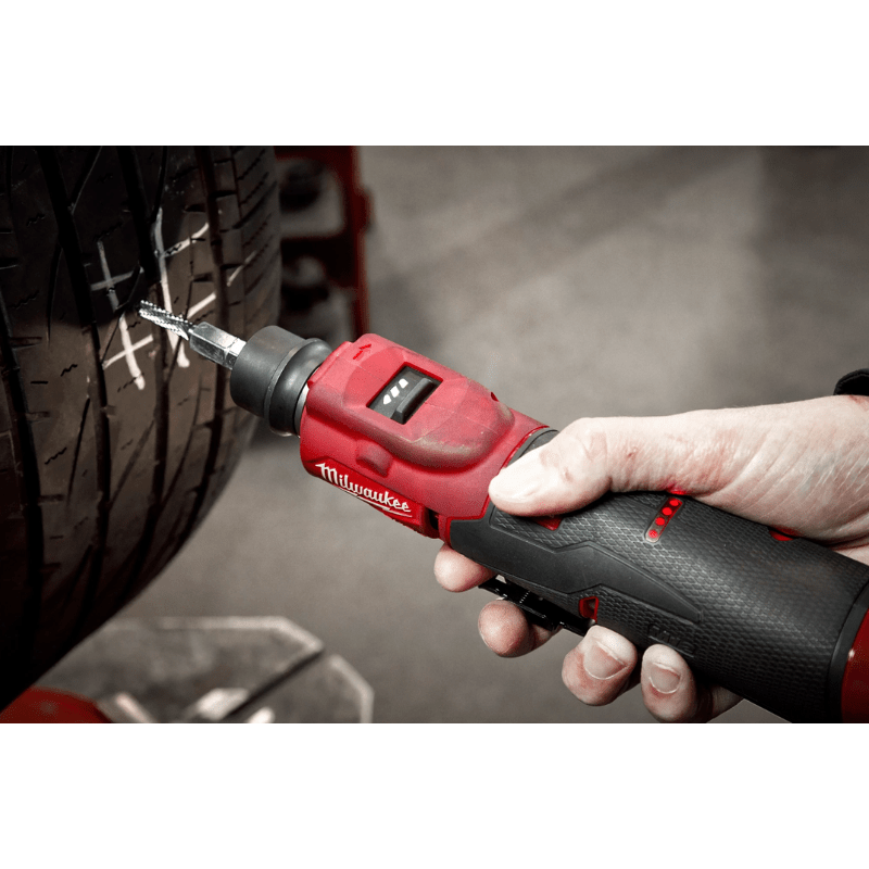 PULIDORA DE NEUMATICOS DE BAJA VELOCIDAD FUEL M12 MILWAUKEE 2409-206