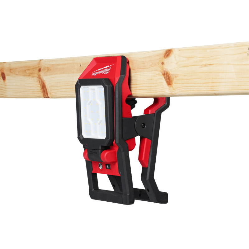 FOCO LED CON PINZA M18 ROVER 2000 LUM MILWAUKEE 2358-206