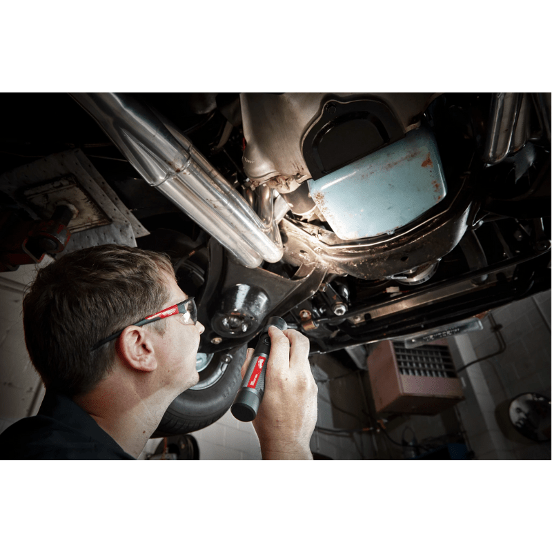 LINTERNA DE ENFOQUE GIRATORIO REDLITHIUM USB 1100L MILWAUKEE 2161-217