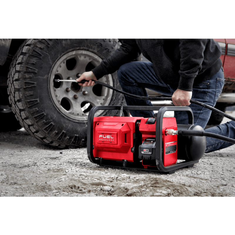 KIT TT COMPRESOR SILENCIOSO COMPACTO M18 + KIT INICIO MILWAUKEE 2840-159TT8
