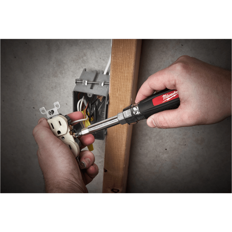 DESTORNILALDOR 13 EN 1 CON ECX MILWAUKEE 48-22-28808