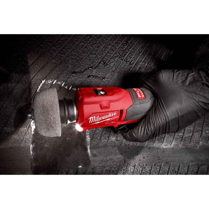 PULIDORA DE NEUMATICOS DE BAJA VELOCIDAD FUEL M12 MILWAUKEE 2409-208