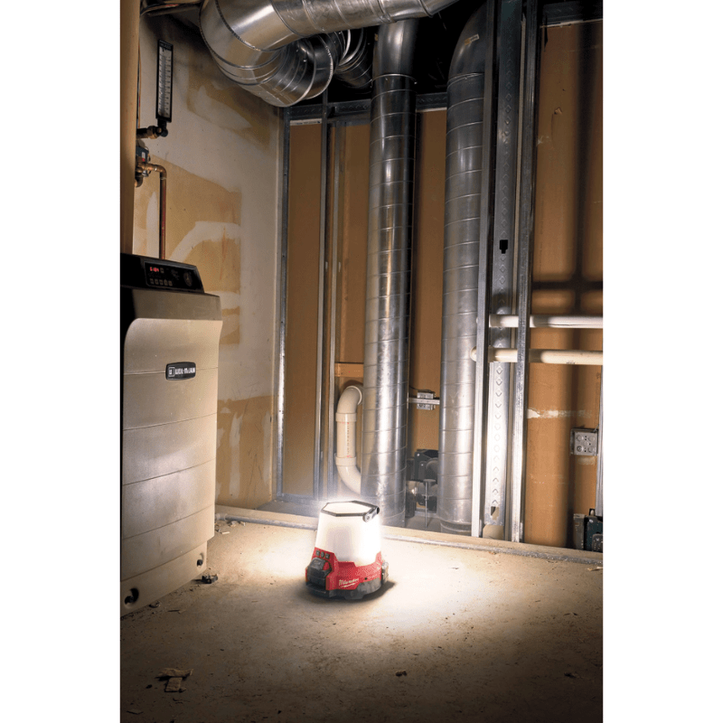 LUZ DE TRABAJO RADIUS ONE KEY MILWAUKEE 2146-208