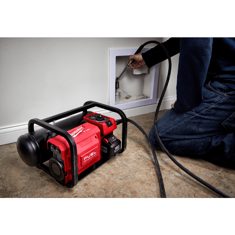 KIT TT COMPRESOR SILENCIOSO COMPACTO M18 + KIT INICIO MILWAUKEE 2840-159TT9