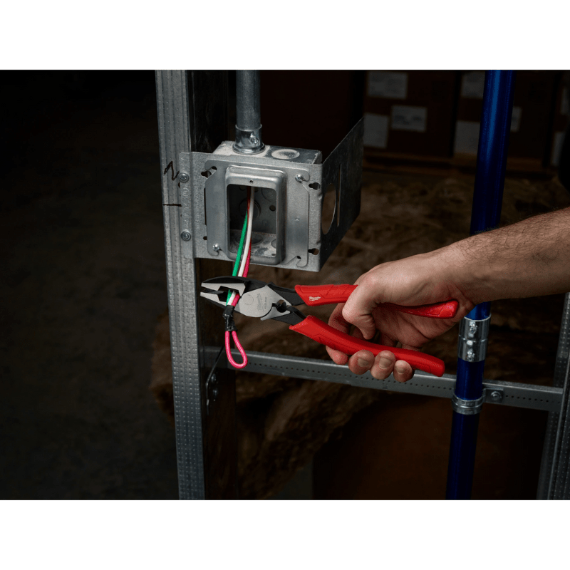 ALICATE UNIVERSAL ELECTRICISTA 9IN  48-22-61009