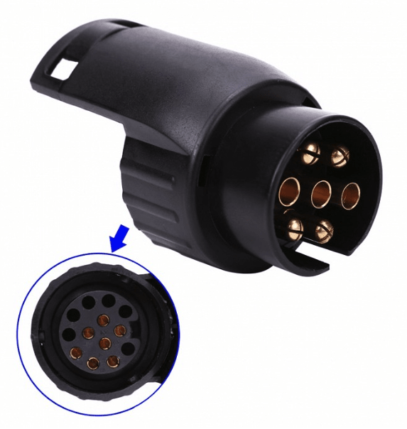 ADAPTADOR ENCHUFE 13 A 7 PIN 1017622