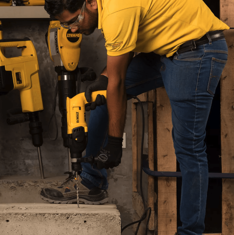 ROTOMARTILLO SDS PLUS 800W DEWALT D25133K-B2C4