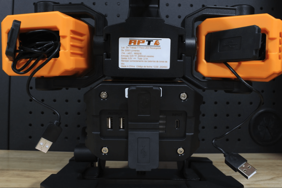 LUZ DE TRABAJO LED 3 FOCOS 2000 LUMENES ADVANTAGE PRO 160021512