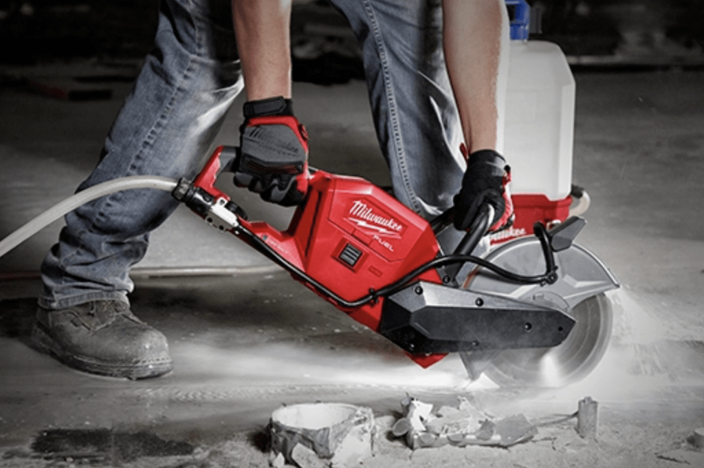 SIERRA DE CORTE M18 FUEL DE 9