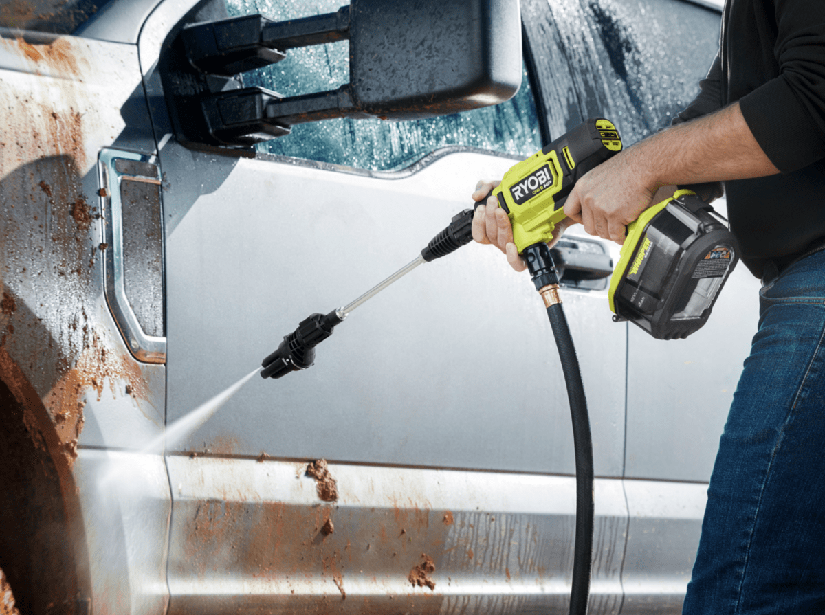 HIDROLAVADORA18V 600 PSI RY121852 + BATERIA 4 AH RYOBI5