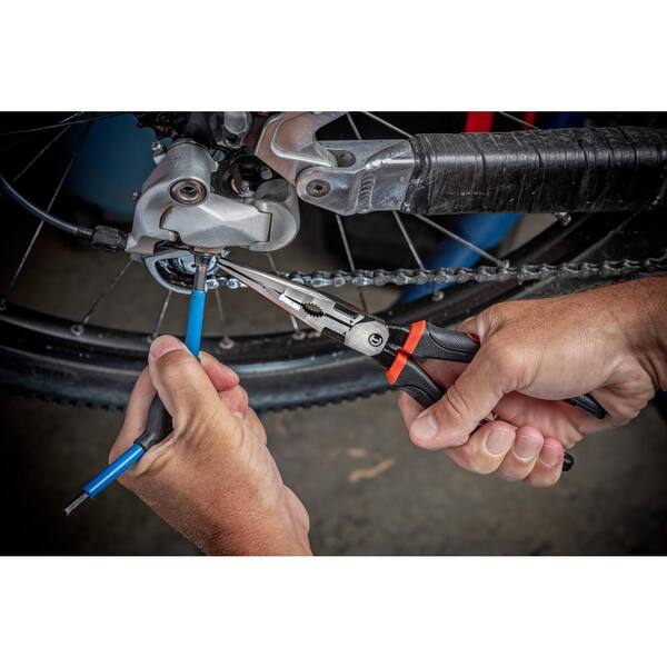 ALICATE PUNTA LARGA 8