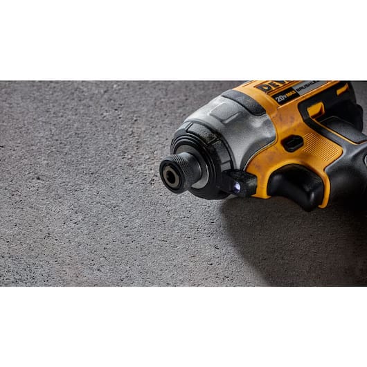 KIT ATORNILLADOR DE IMPACTO 1/4 20V DEWALT DCF7871D2-B26