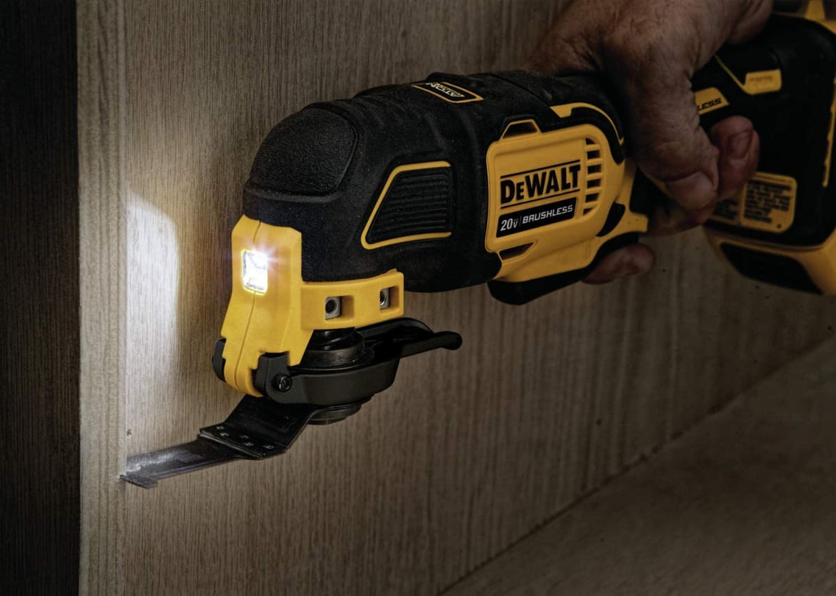 MULTIHERRAMIENTA OSCILANTE INALAMBRICA DEWALT DCS3542