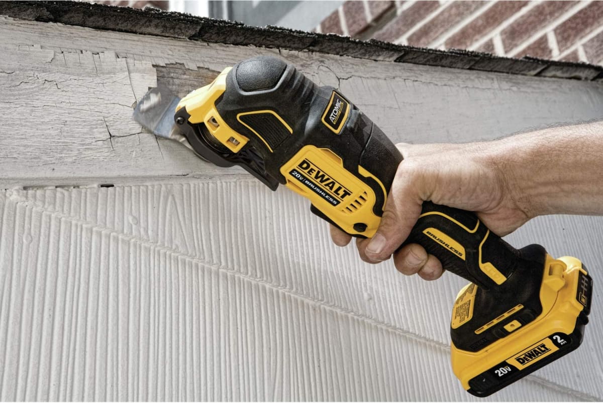 MULTIHERRAMIENTA OSCILANTE INALAMBRICA DEWALT DCS3543