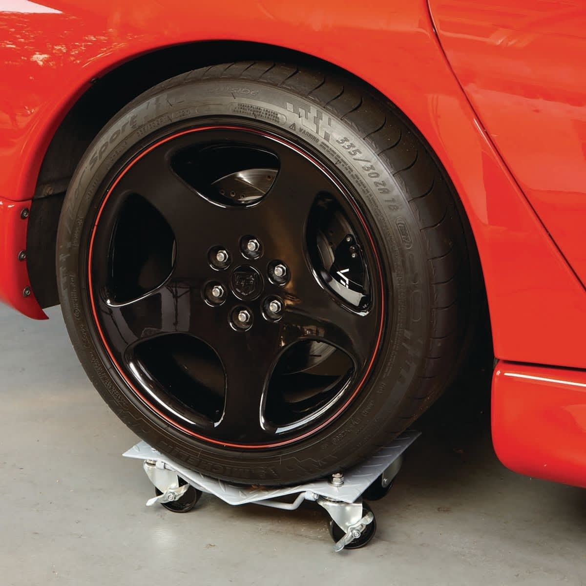 DOLLY DESPLAZADOR DE VEHICULO 1500 LBS TODOTALLER Insumos Industriales