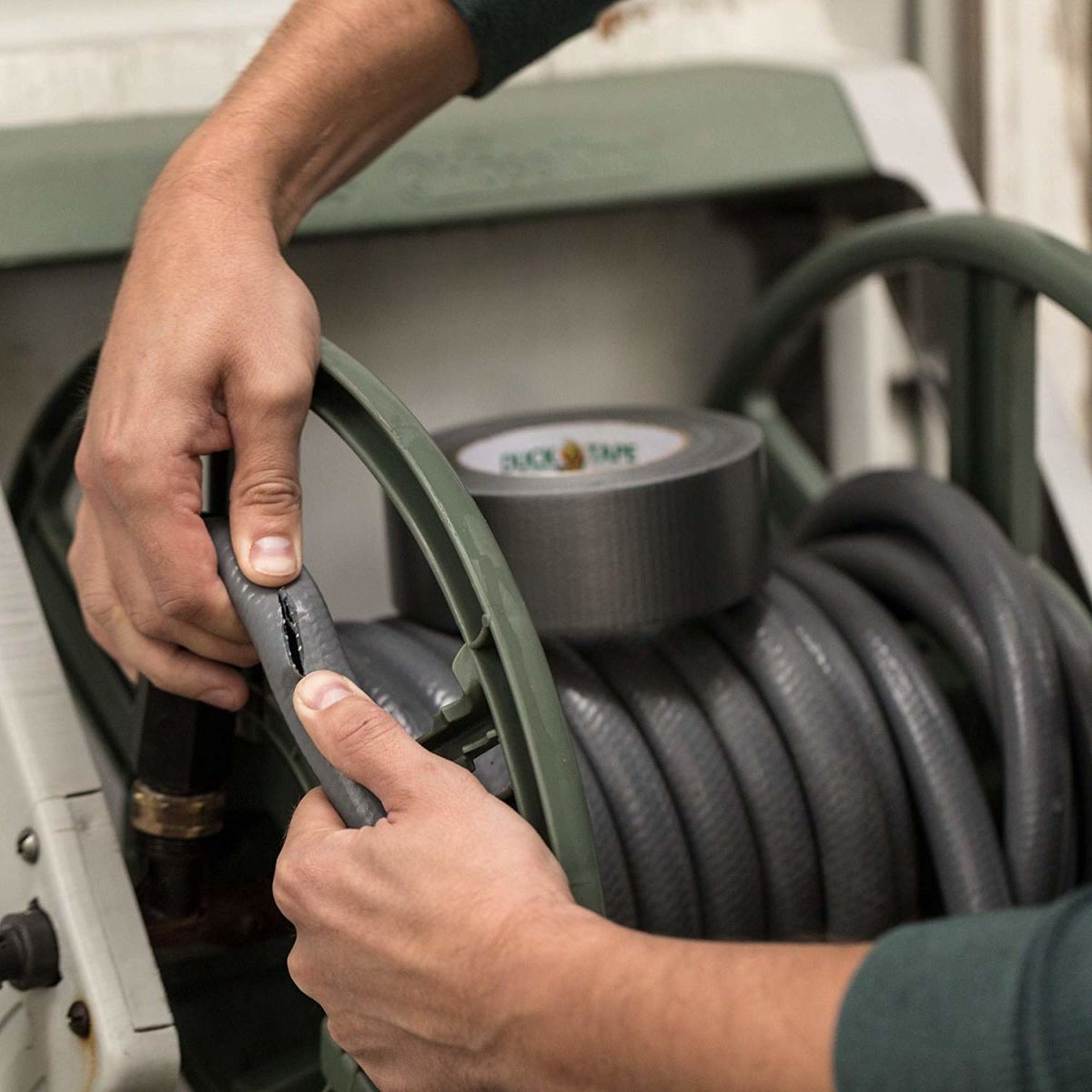 CINTA GRIS DUCK TAPE3