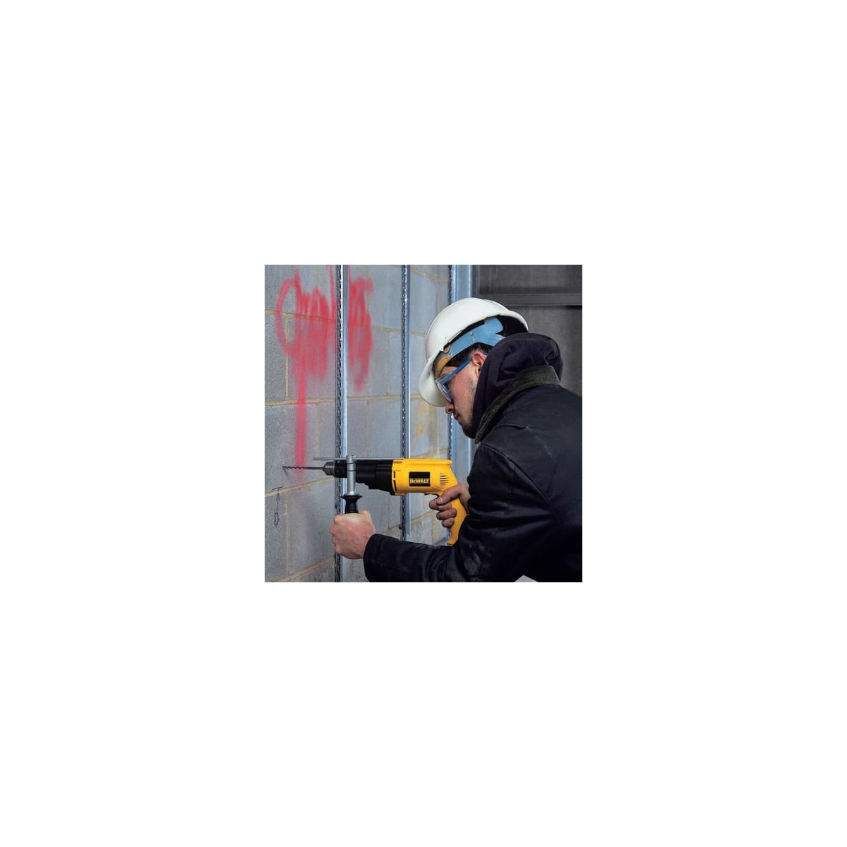 TALADRO PERCUTOR 800W DW505-B2C3