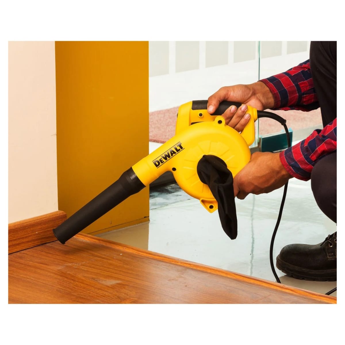 SOPLADOR 800W DEWALT DWB800-B2C3