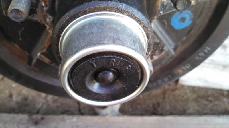 EZ LUBE 3500 LBS C/GOMA DEXTER 7700025 0