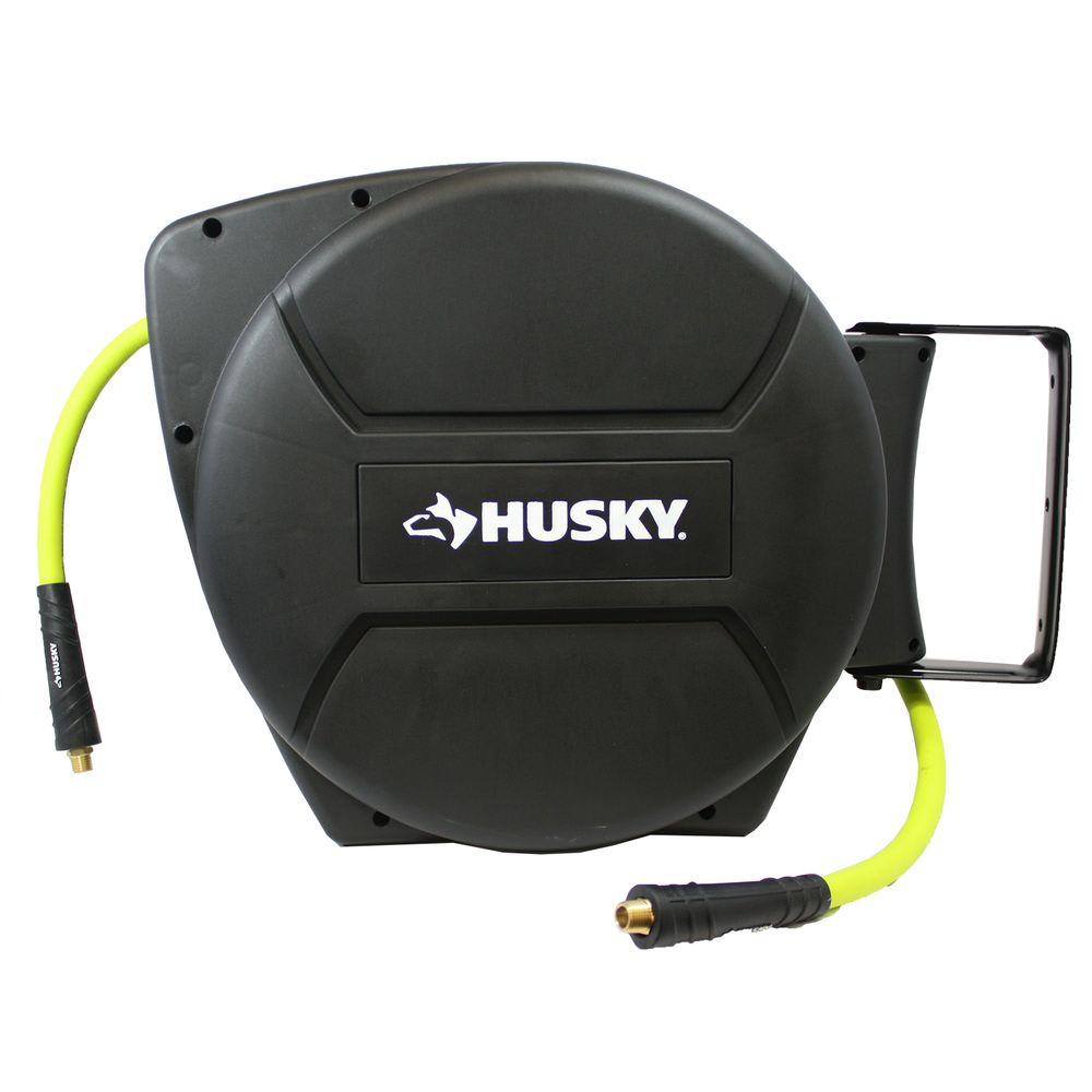 MANGUERA DE AIRE CON SOPORTE RETRACTIL HUSKY1