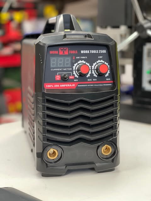 SOLDADORA ELECTRONICA 250A WORK TOOLS5