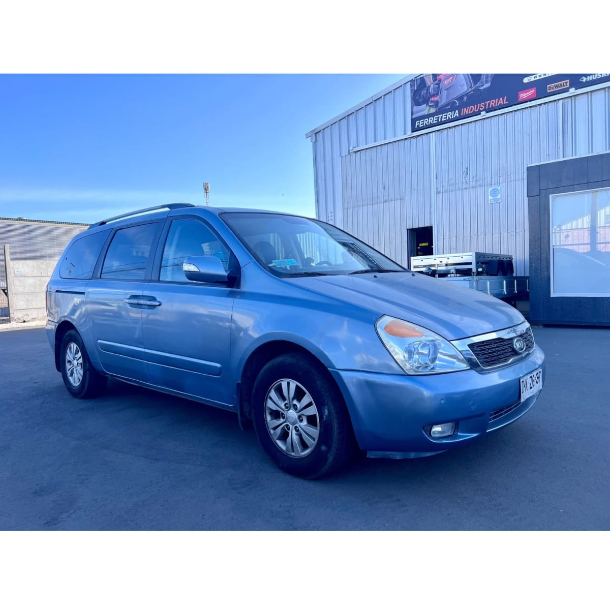 KIA GRAND CARNIVAL LIMITED 2.2 DIESEL AT 2012 0