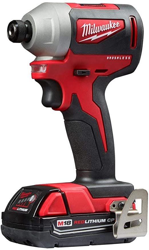 ATORNILLADOR DE IMPACTO MILWAUKEE 2850-21P2