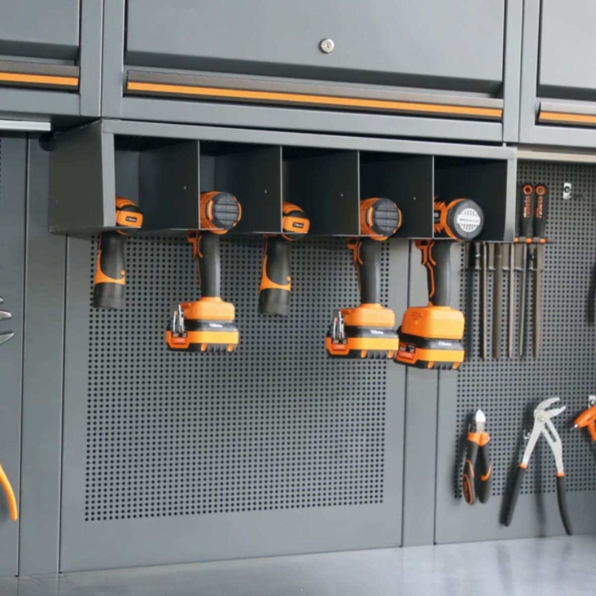 COMBINACIÓN MOBILIARIO TALLER 8 PIEZAS ADVANTAGE PRO TT7012