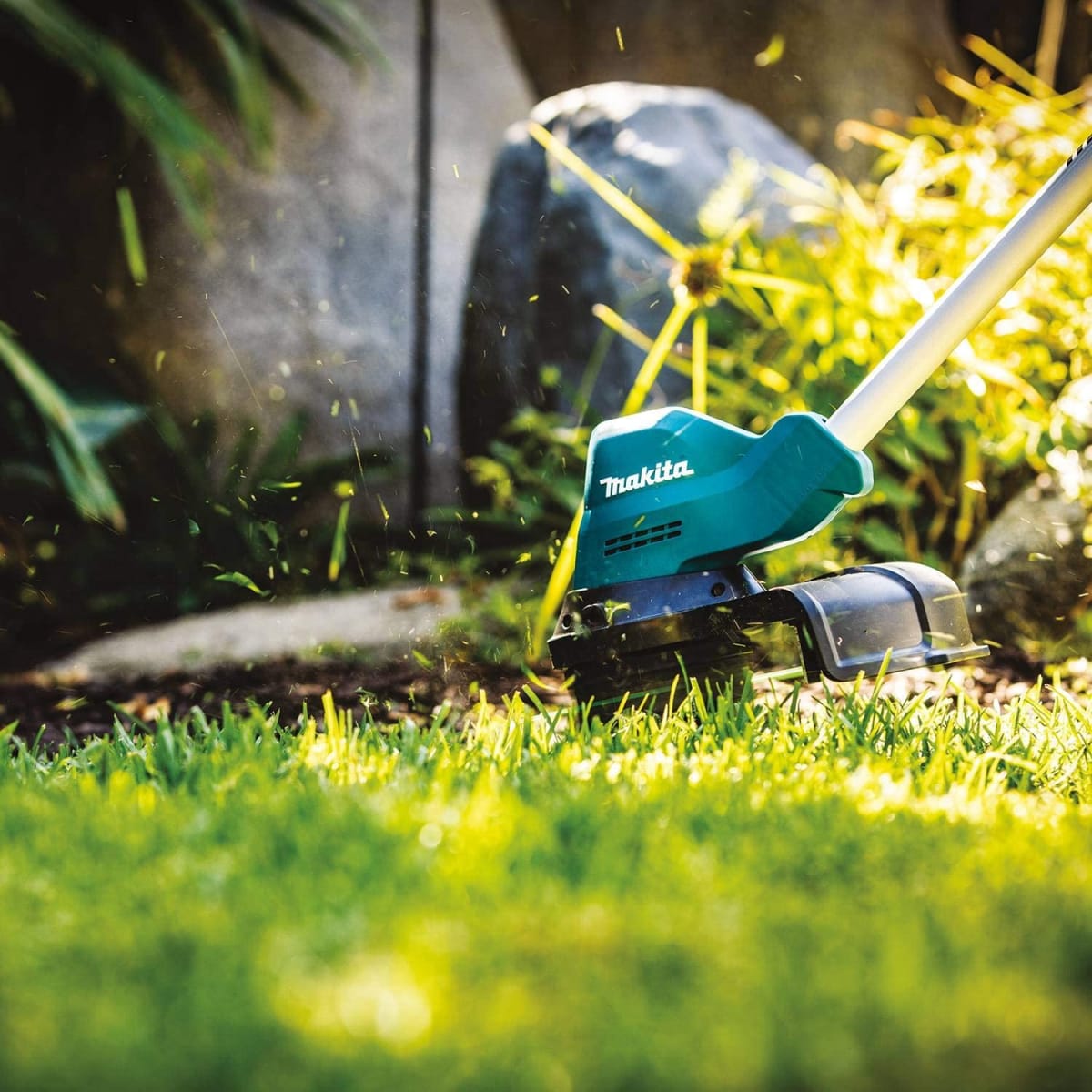 ORILLADORA INALAMBRICA MAKITA 18V XRU12SM13