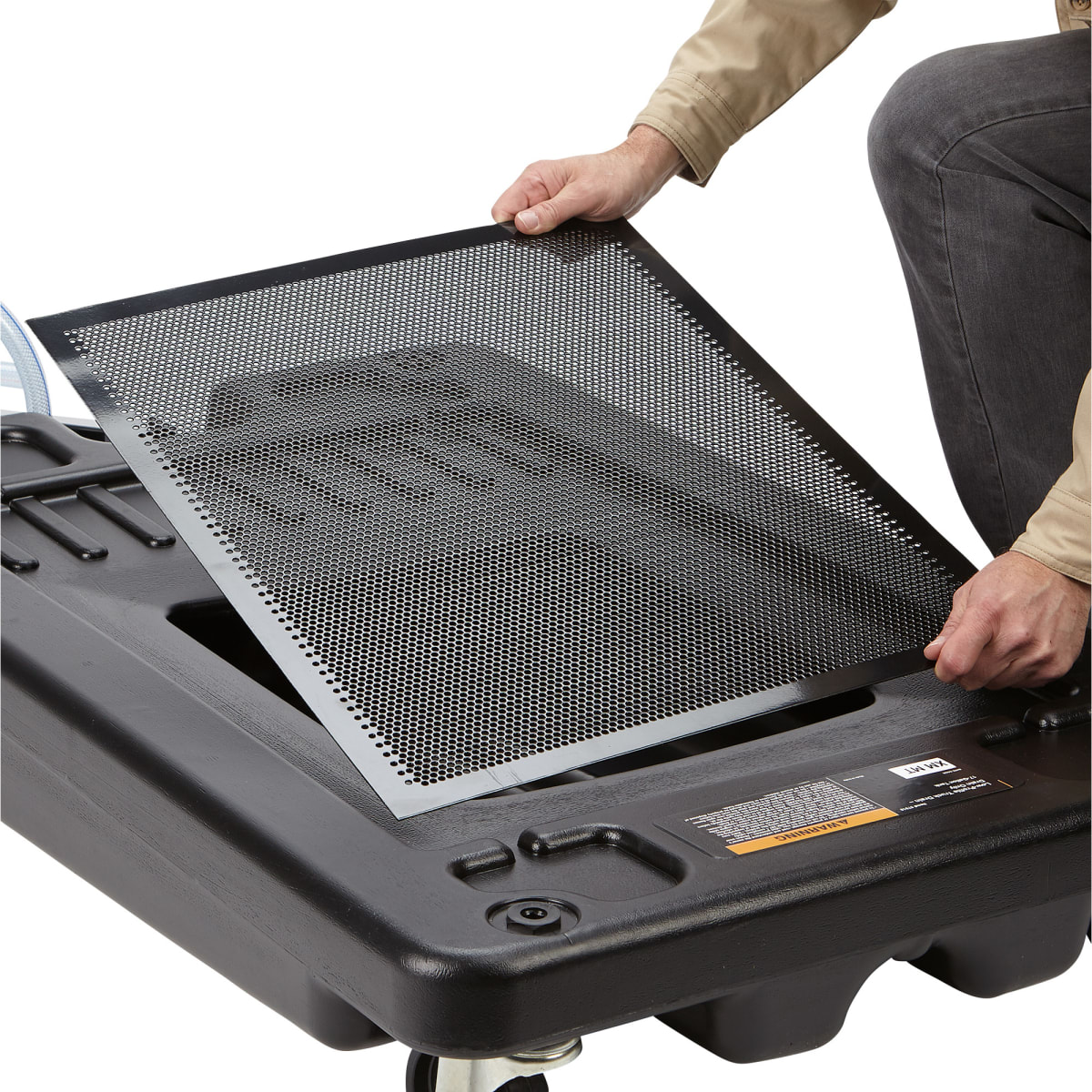 RECEPTOR DE ACEITE PLANO 65 LTS ROUGHNECK 570186