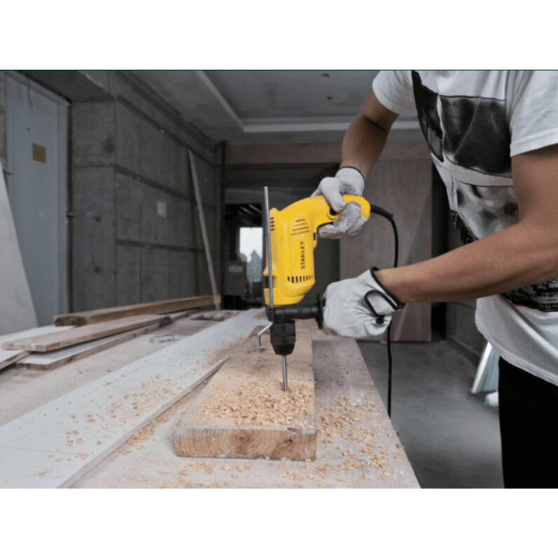 TALADRO PERCUTOR 600W STANLEY SDH6005