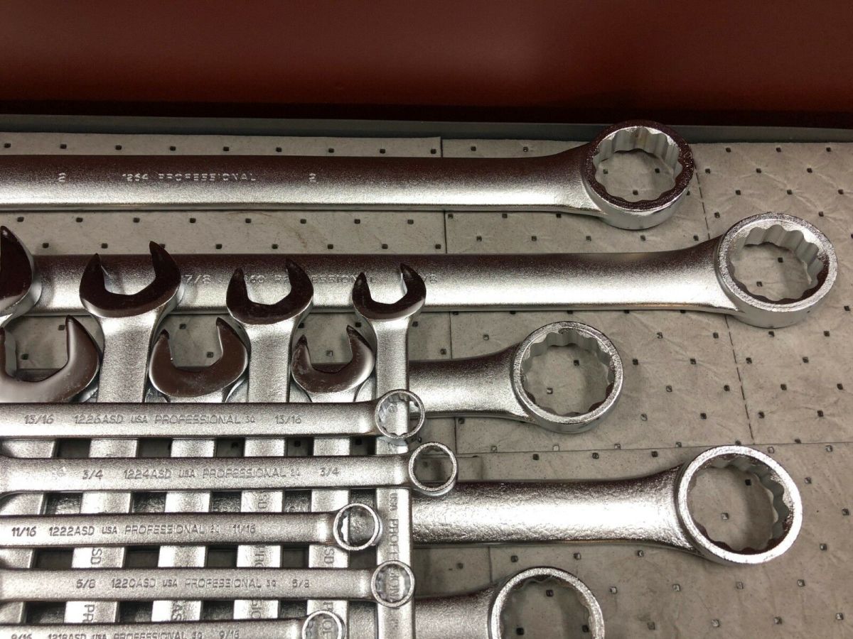 SET 26 LLAVES PUNTA CORONA2