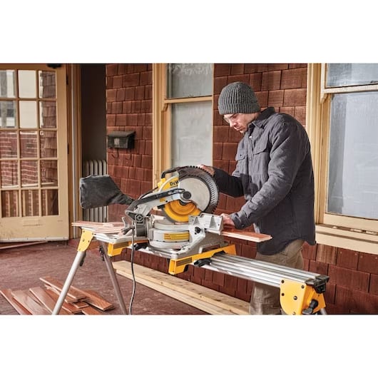 SIERRA INGLETEADORA 1600W DEWALT DWS713-B28
