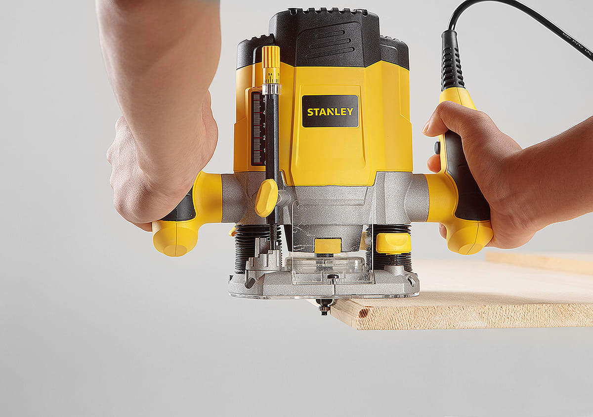 ROUTER REBAJADORA 1200W SRR12005