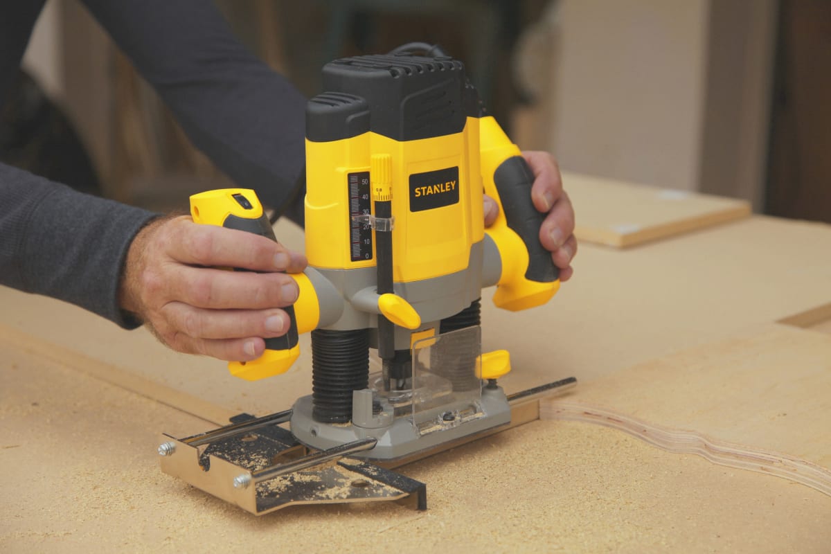 ROUTER REBAJADORA 1200W SRR12004