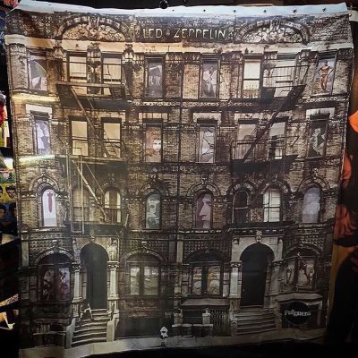 Cortina de Baño Physical Graffiti1