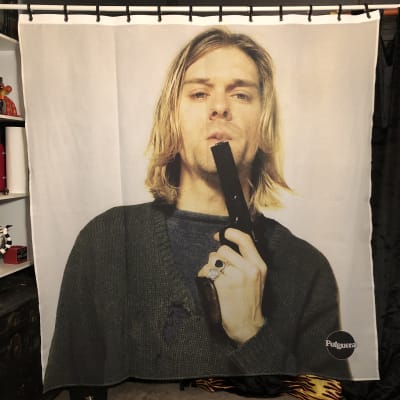 Cortina de Baño Kurt Cobain Gun1