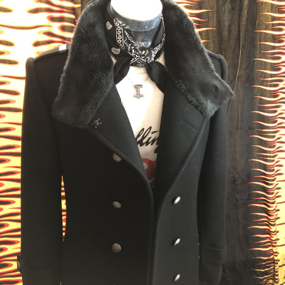 Capote Masculino Ultra Largo con Piel en el Cuello